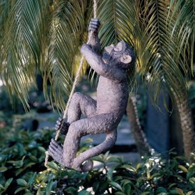 Outdoor Monkey Garden Statue Climbing Hemp Rope